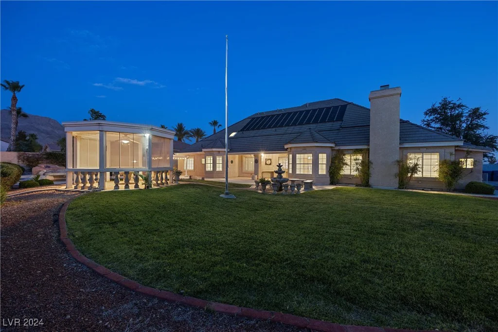 6460 Spanish Garden, Las Vegas, NV 89110