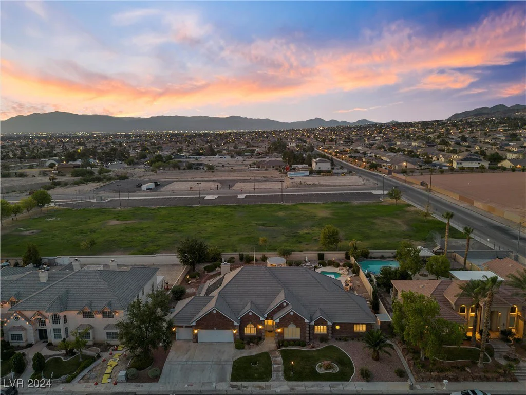 6460 Spanish Garden, Las Vegas, NV 89110