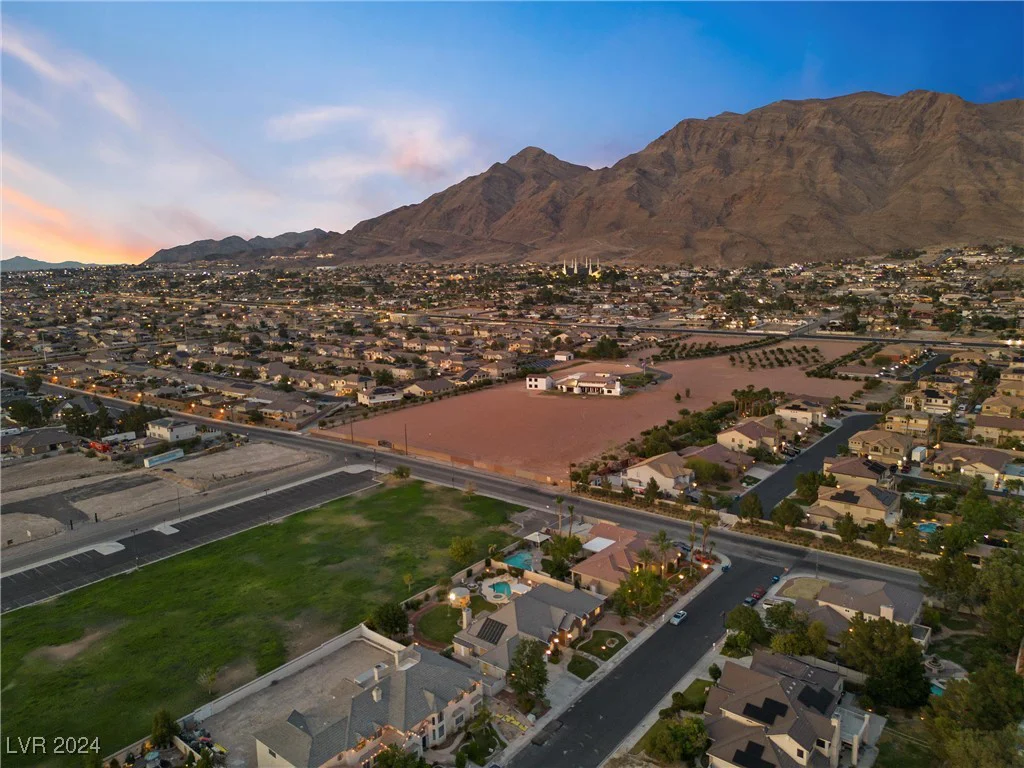 6460 Spanish Garden, Las Vegas, NV 89110