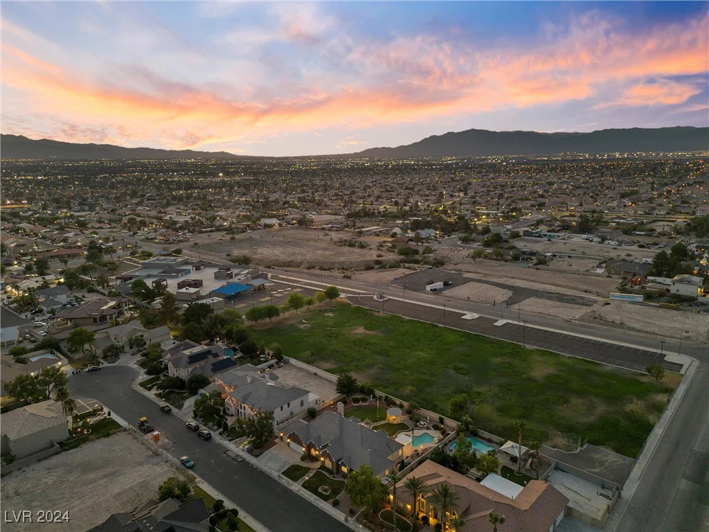 6460 Spanish Garden, Las Vegas, NV 89110
