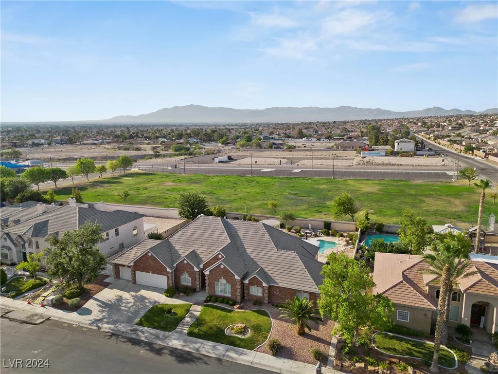 6460 Spanish Garden, Las Vegas, NV 89110