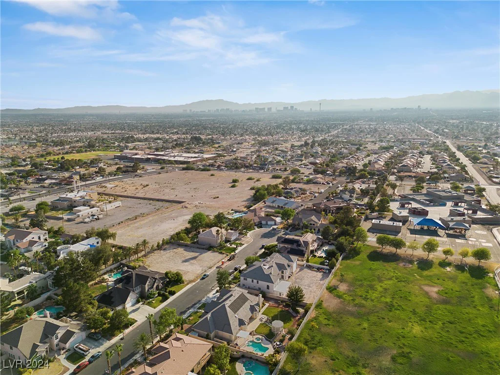 6460 Spanish Garden, Las Vegas, NV 89110