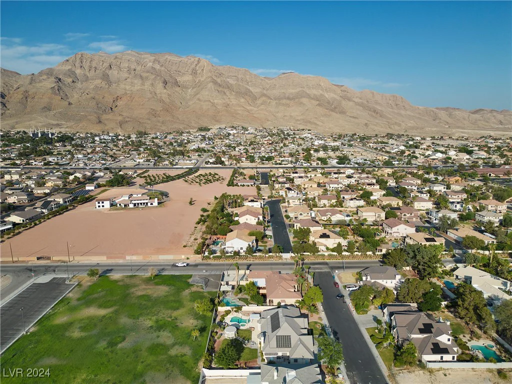 6460 Spanish Garden, Las Vegas, NV 89110