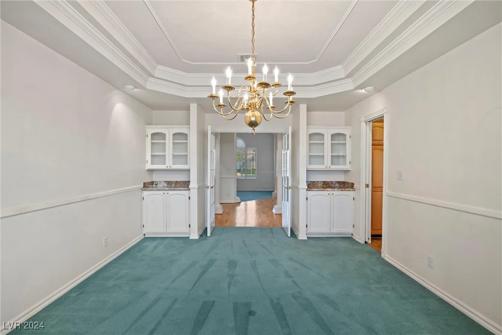 6460 Spanish Garden, Las Vegas, NV 89110