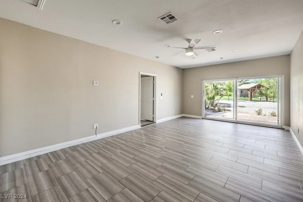 4813 Richmar, Las Vegas, NV 89139