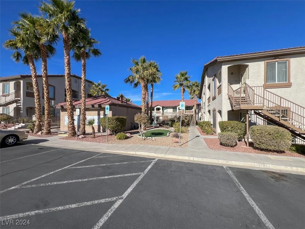 2305 Horizon Ridge, Henderson, NV 89052