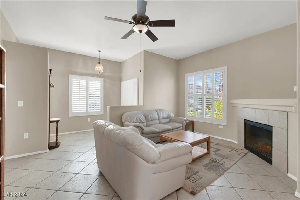 2305 Horizon Ridge, Henderson, NV 89052