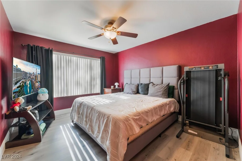 5114 Mandalay Springs, Las Vegas, NV 89120