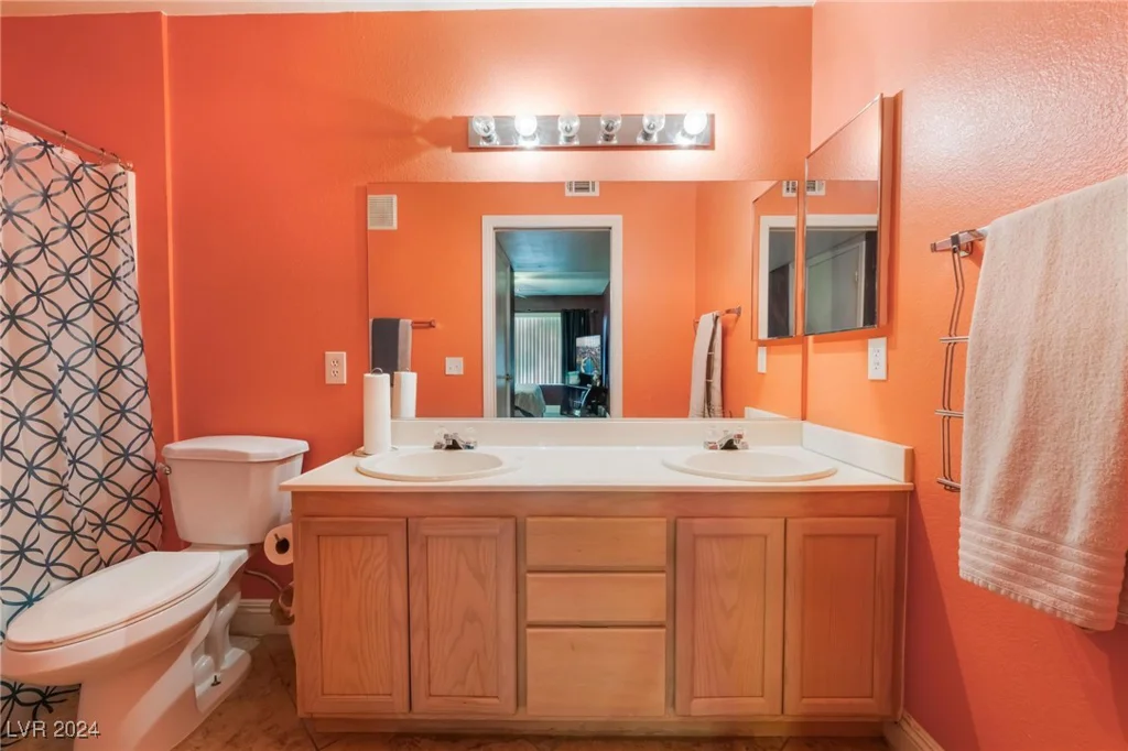 5114 Mandalay Springs, Las Vegas, NV 89120