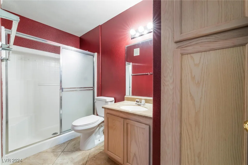 5114 Mandalay Springs, Las Vegas, NV 89120