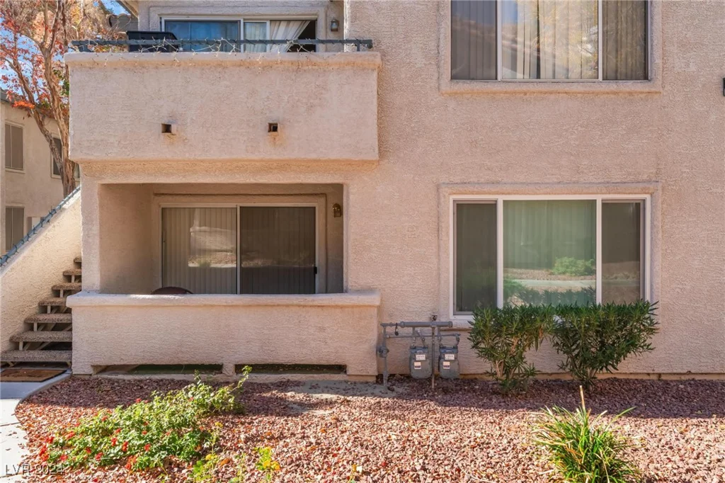 5114 Mandalay Springs, Las Vegas, NV 89120