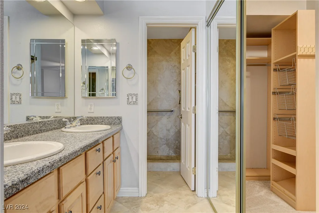 7844 Bluewater, Las Vegas, NV 89128