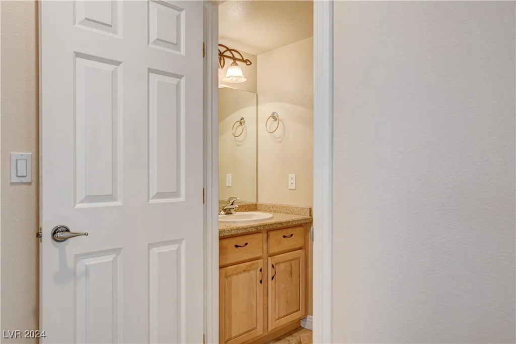 7844 Bluewater, Las Vegas, NV 89128