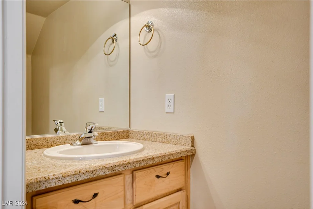 7844 Bluewater, Las Vegas, NV 89128