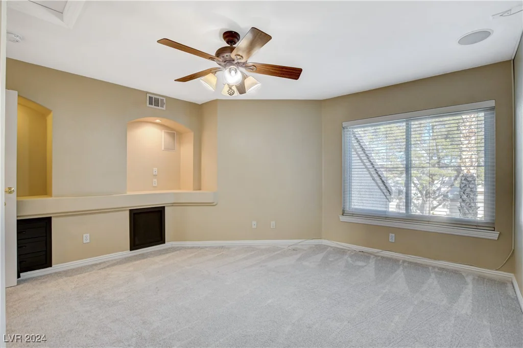 7844 Bluewater, Las Vegas, NV 89128