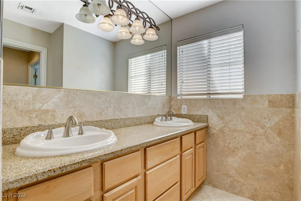 7844 Bluewater, Las Vegas, NV 89128
