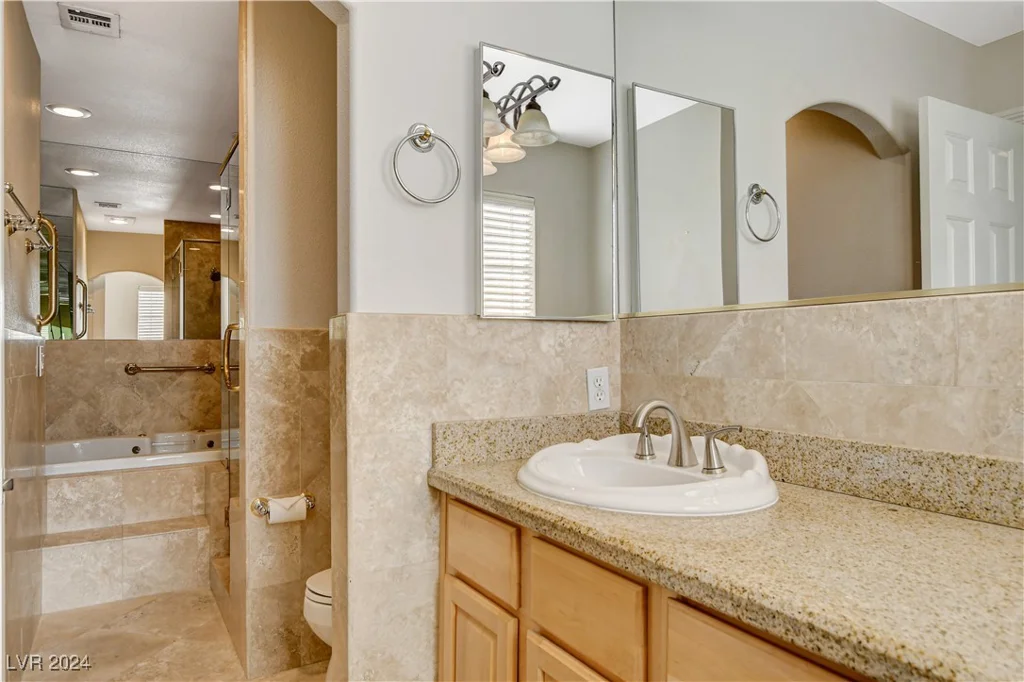 7844 Bluewater, Las Vegas, NV 89128