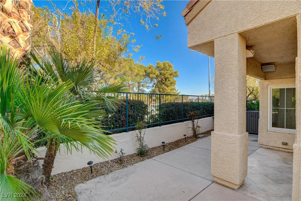 7844 Bluewater, Las Vegas, NV 89128