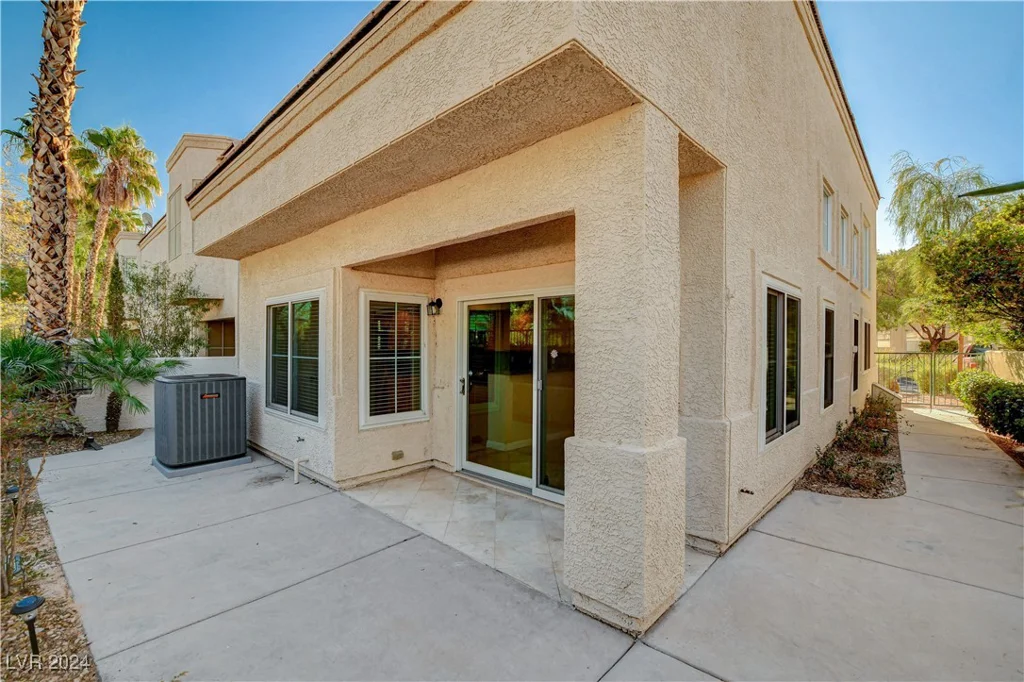 7844 Bluewater, Las Vegas, NV 89128