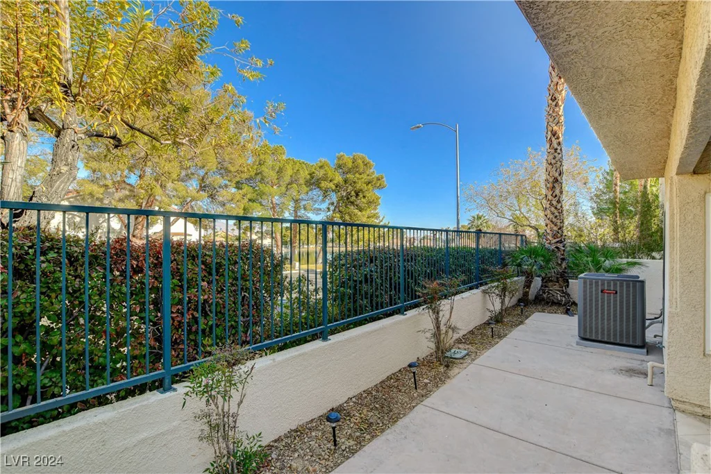 7844 Bluewater, Las Vegas, NV 89128