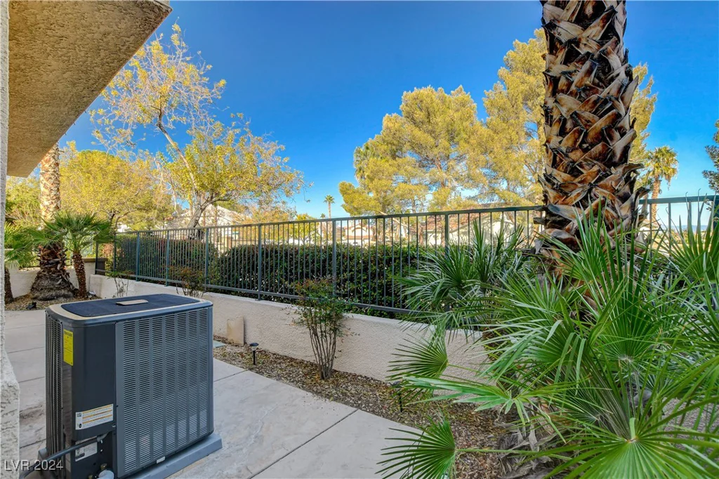 7844 Bluewater, Las Vegas, NV 89128