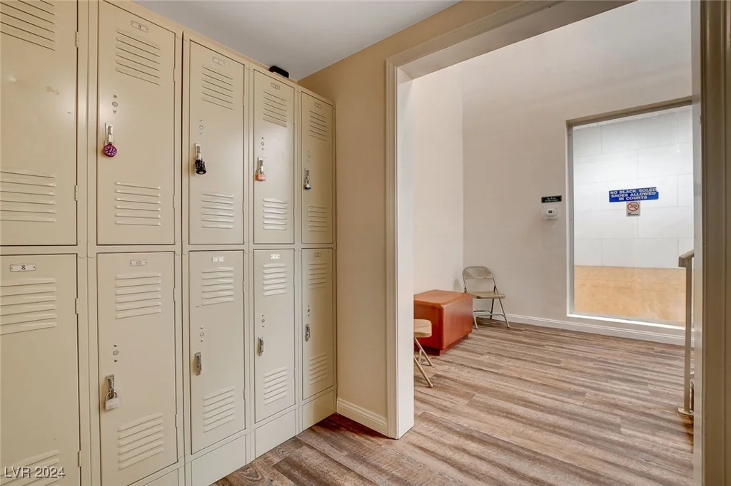 7844 Bluewater, Las Vegas, NV 89128