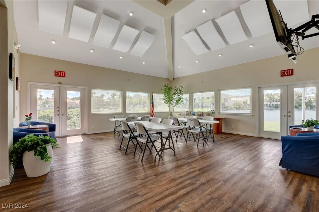 7844 Bluewater, Las Vegas, NV 89128