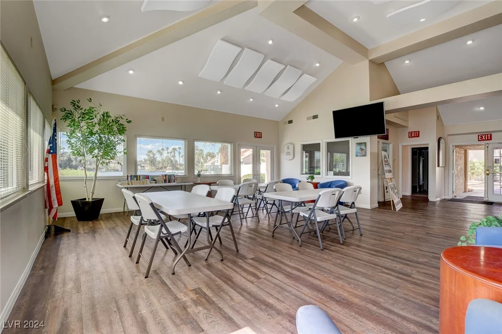 7844 Bluewater, Las Vegas, NV 89128