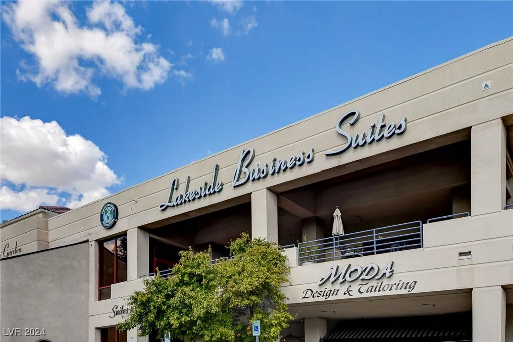 7844 Bluewater, Las Vegas, NV 89128