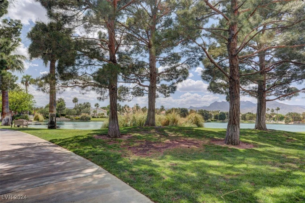 7844 Bluewater, Las Vegas, NV 89128