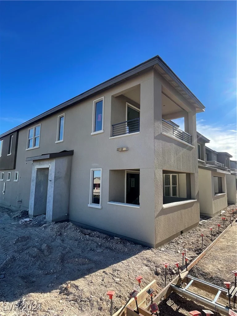 2545 Monolith, Las Vegas, NV 89138