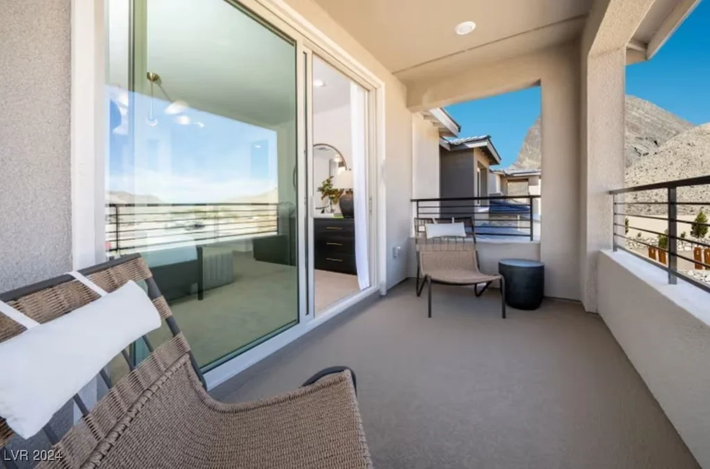 2545 Monolith, Las Vegas, NV 89138