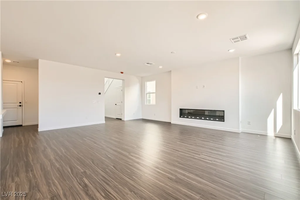 9881 Lost Horse, Las Vegas, NV 89178