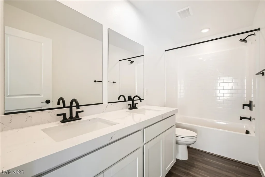 9881 Lost Horse, Las Vegas, NV 89178