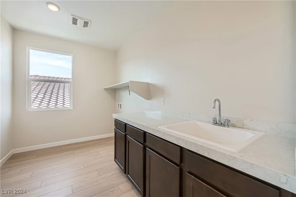 10474 Vanhoy Crest, Las Vegas, NV 89166