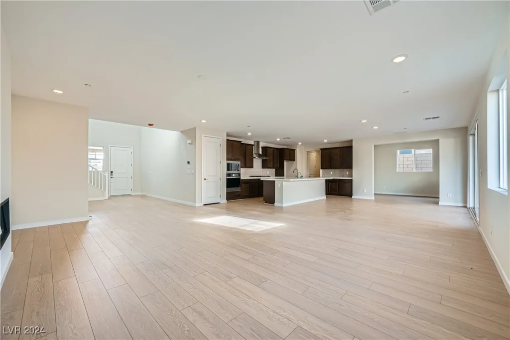 10474 Vanhoy Crest, Las Vegas, NV 89166