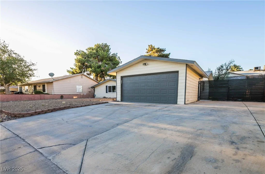 414 Scenic, Henderson, NV 89002