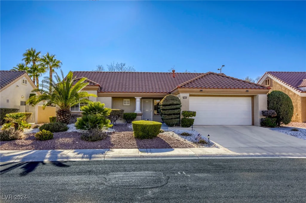 8745 Smokey, Las Vegas, NV 89134