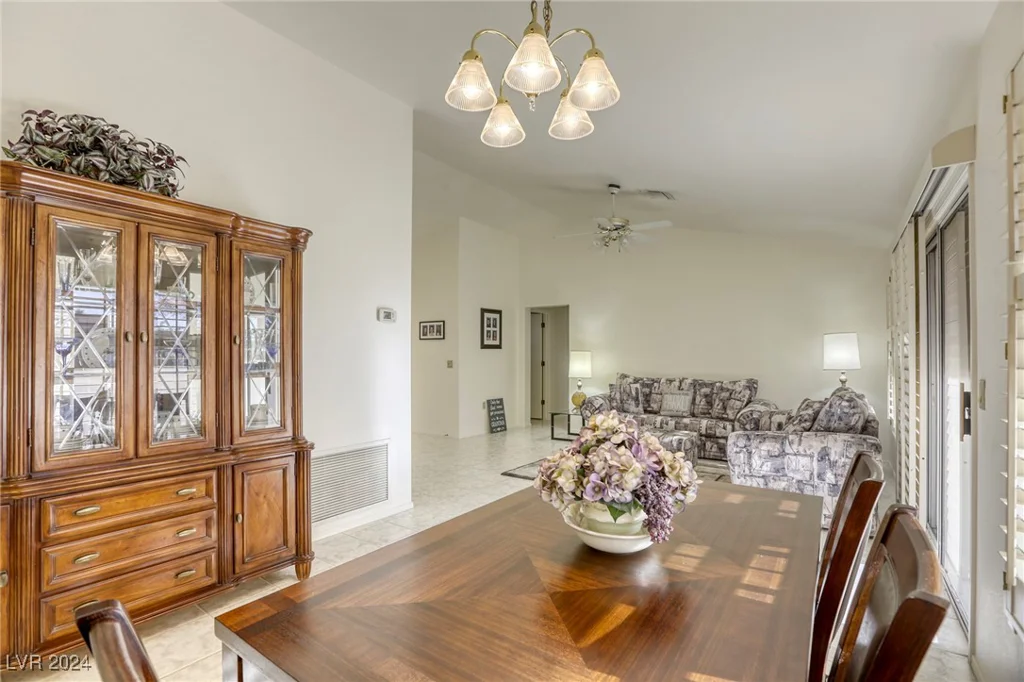 8745 Smokey, Las Vegas, NV 89134