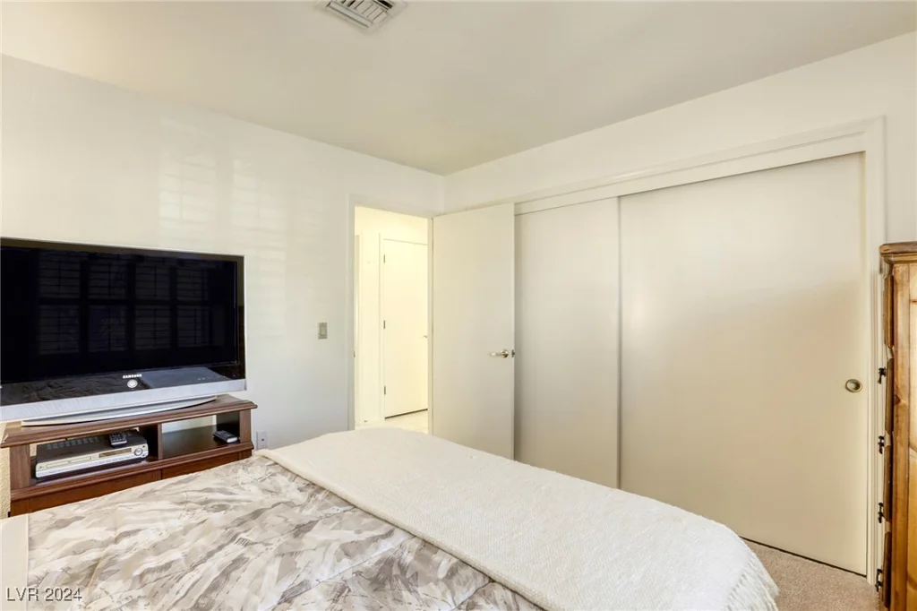 8745 Smokey, Las Vegas, NV 89134
