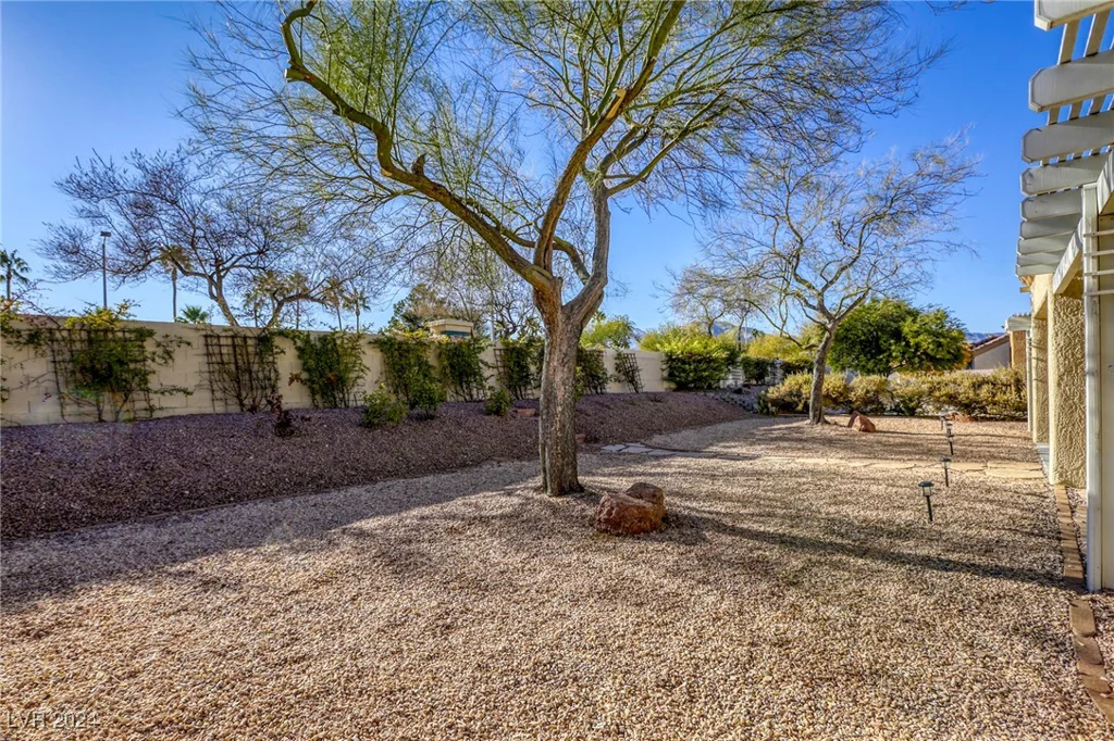8745 Smokey, Las Vegas, NV 89134