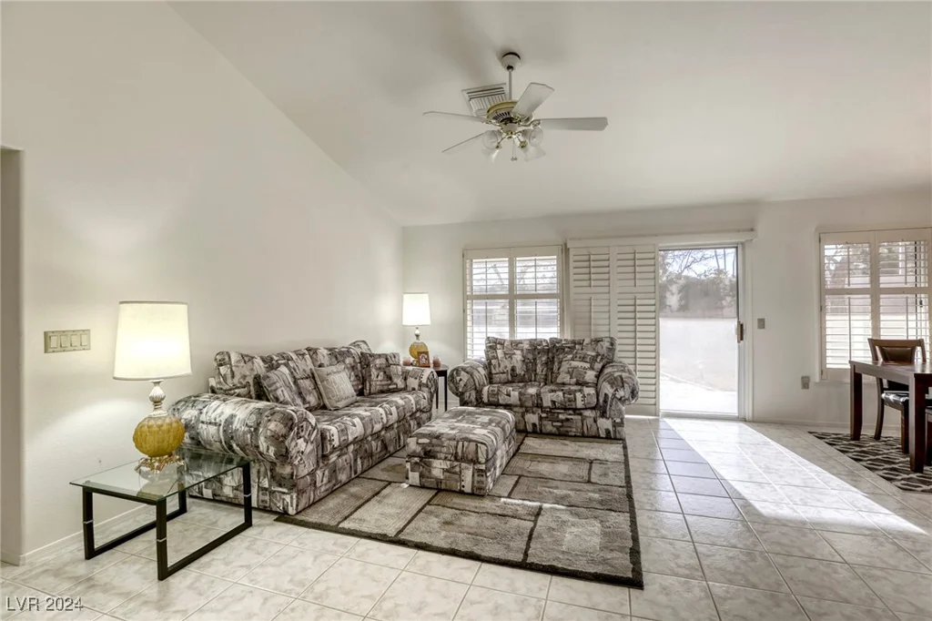 8745 Smokey, Las Vegas, NV 89134