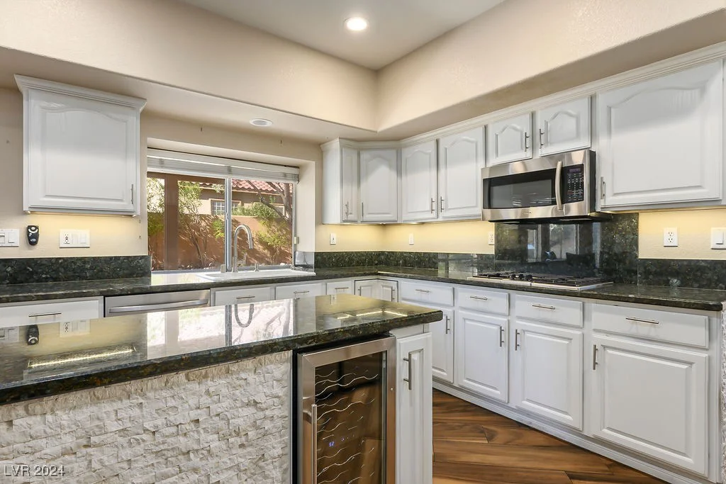 2033 Sedona Creek, Las Vegas, NV 89128