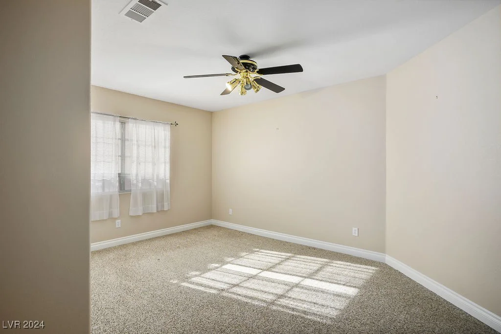 2033 Sedona Creek, Las Vegas, NV 89128