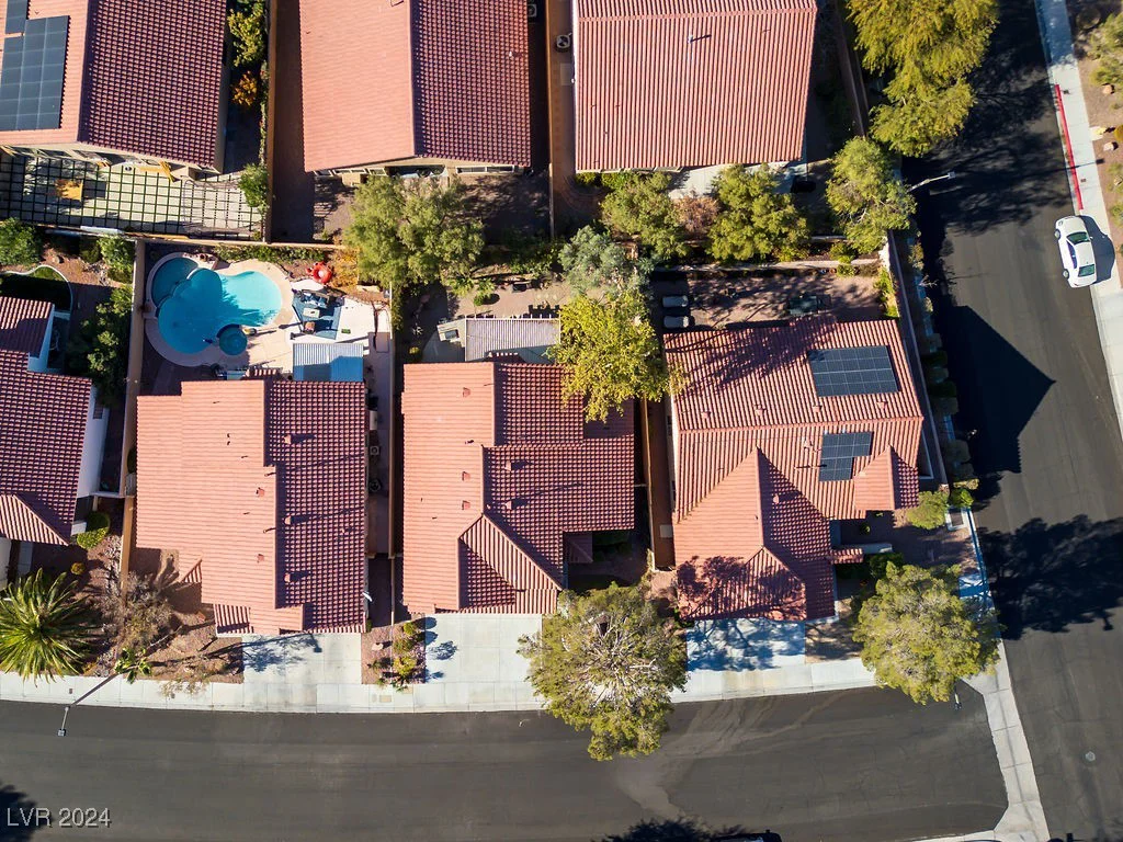 2033 Sedona Creek, Las Vegas, NV 89128
