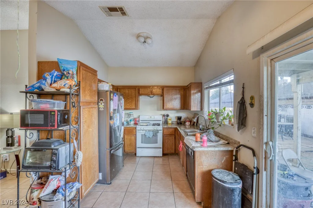 4617 Coran, Las Vegas, NV 89108