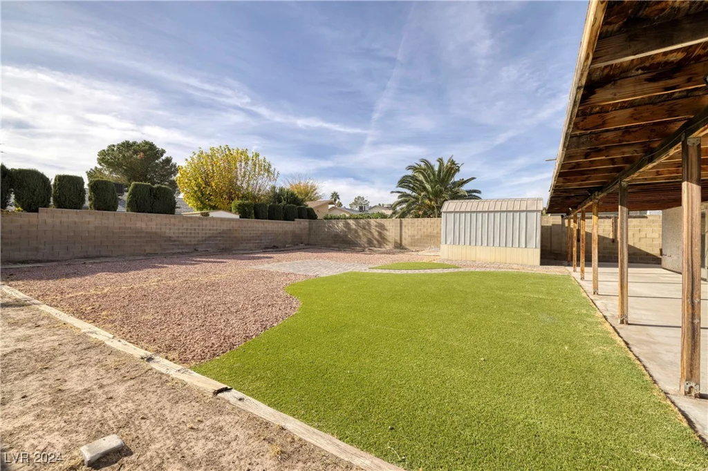 4365 El Como, Las Vegas, NV 89121