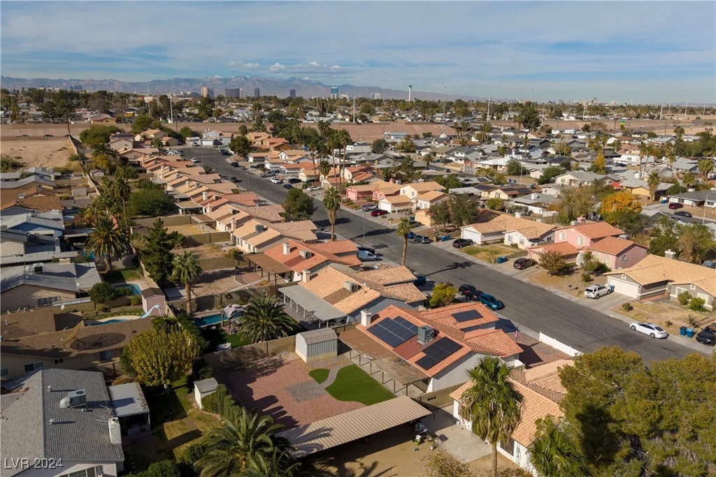 4365 El Como, Las Vegas, NV 89121