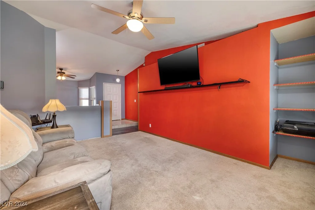 4365 El Como, Las Vegas, NV 89121