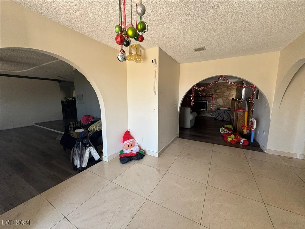 6510 Viewpoint, Las Vegas, NV 89156